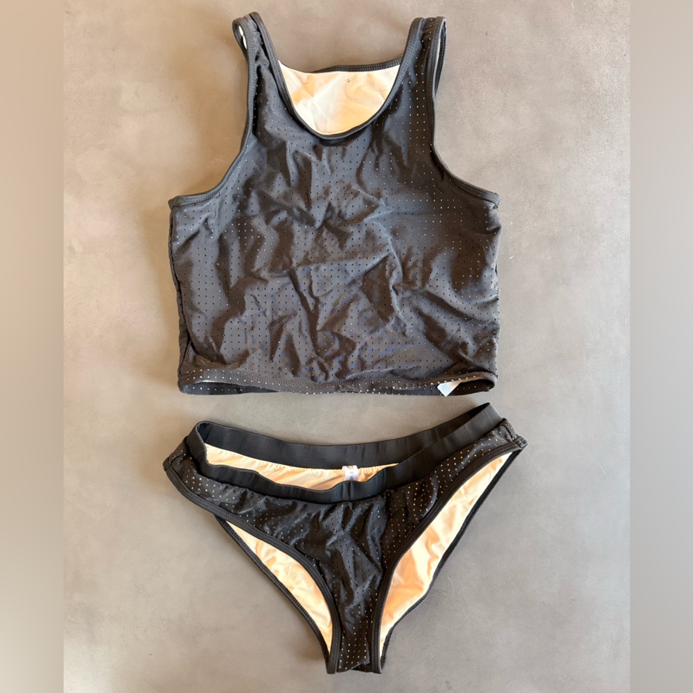 Fabletics Black and Cream Activewear